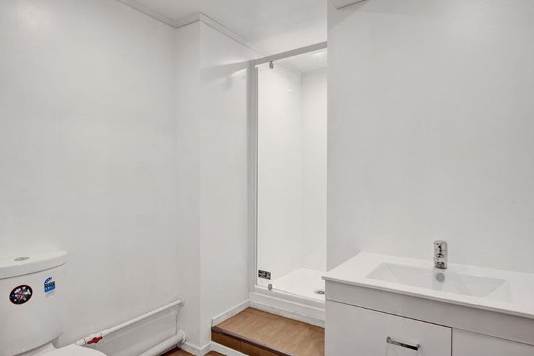 Photo of property in 237 Omata Road, Spotswood, New Plymouth, 4310