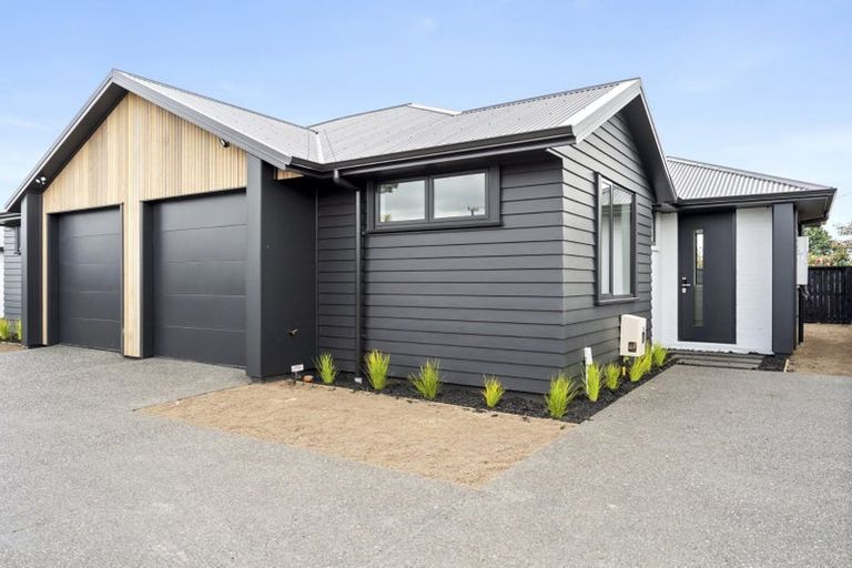 Photo of property in 1/4 Heath Street, Saint Andrews, Hamilton, 3200