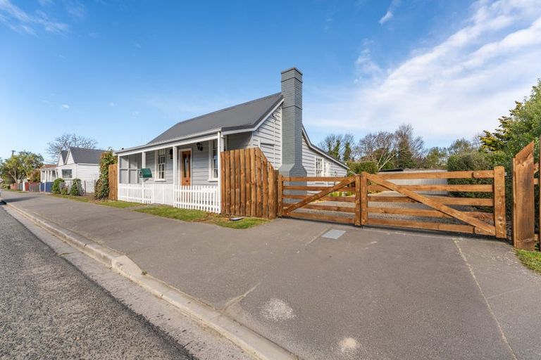 Photo of property in 136 Talbot Street, Geraldine, 7930