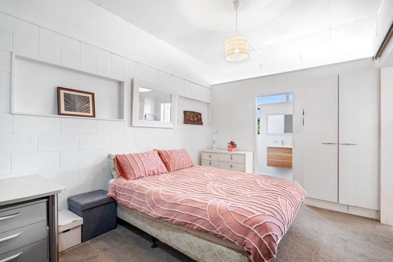 Photo of property in 11 Hill Street, Onerahi, Whangarei, 0110