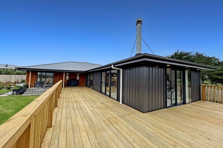 Photo of property in 12 Patiki Place, Diamond Harbour,  8971