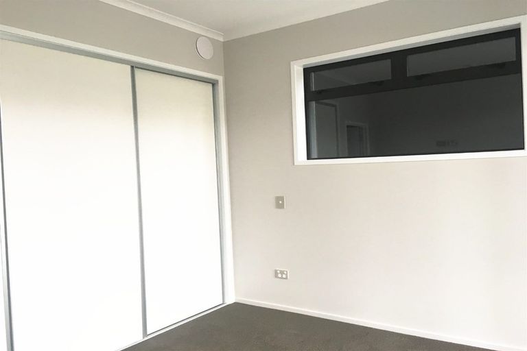 Photo of property in 83a Hobsonville Point Road, Hobsonville, Auckland, 0616