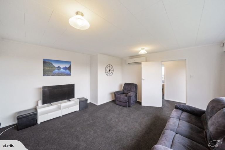 Photo of property in 33 Rosendale Avenue, Spotswood, New Plymouth, 4310