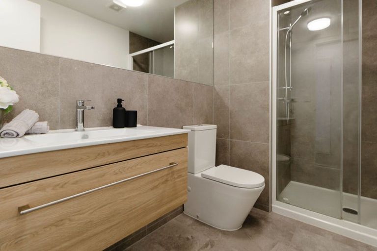 Photo of property in 69u5 Tiketike Way, Brooklyn, Wellington, 6021