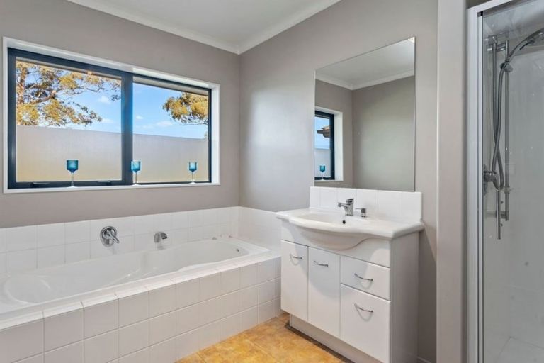 Photo of property in 1 Swannanoa Road, Swannanoa, Rangiora, 7475