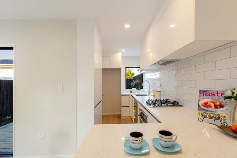 Photo of property in 649d Te Atatu Road, Te Atatu Peninsula, Auckland, 0610