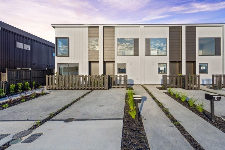 Photo of property in 23 Koura Drive, Red Beach, 0932