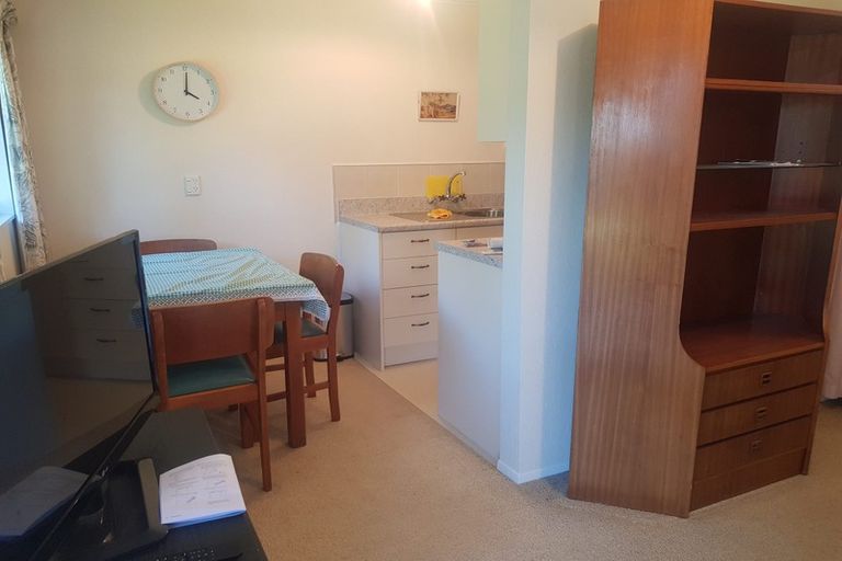 Photo of property in 85 Beauchamp Street, Karori, Wellington, 6012