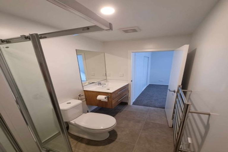 Photo of property in 34 Tokai Place, Glen Eden, Auckland, 0602