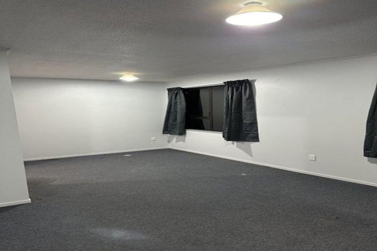 Photo of property in 292 Mitchell Street, Brooklyn, Wellington, 6021