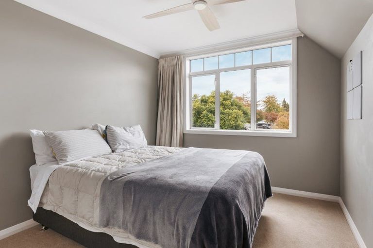 Photo of property in 18 Hansard Place, Bethlehem, Tauranga, 3110