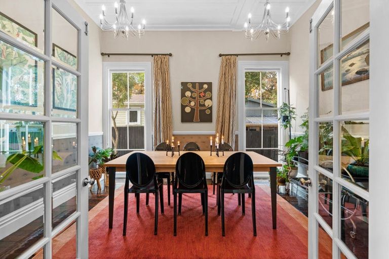 Photo of property in 141 Main Street, Greytown, 5712