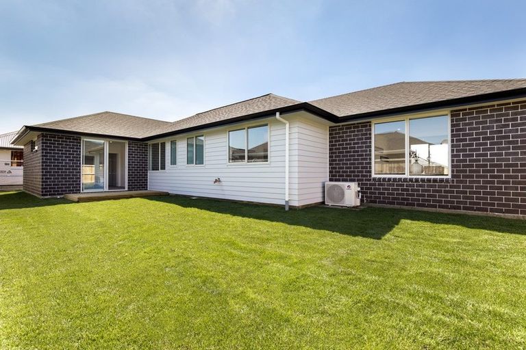 Photo of property in 20 Ruru Street, Cambridge, 3434