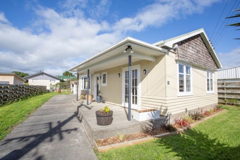 Photo of property in 40 Lemon Street, Otaki, 5512
