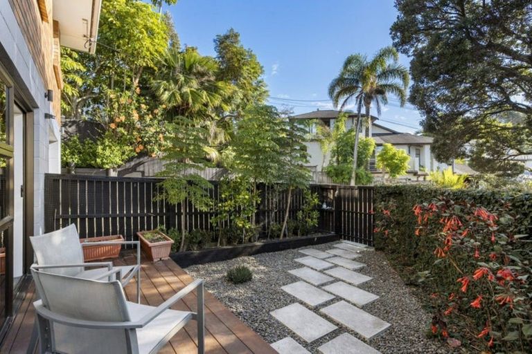 Photo of property in 1/17a Clematis Avenue, Murrays Bay, Auckland, 0630