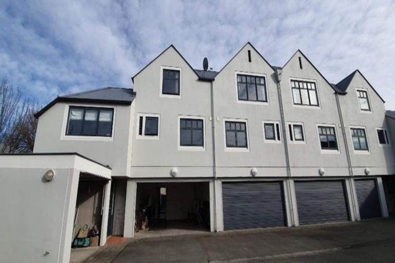 Photo of property in 34 Latimer Square, Christchurch Central, Christchurch, 8011