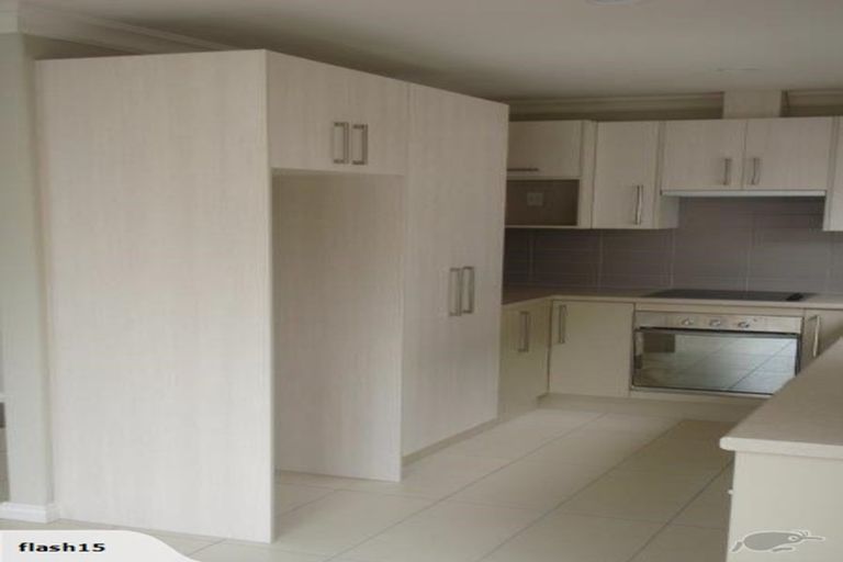 Photo of property in 17c Forest Hill Road, Henderson, Auckland, 0612