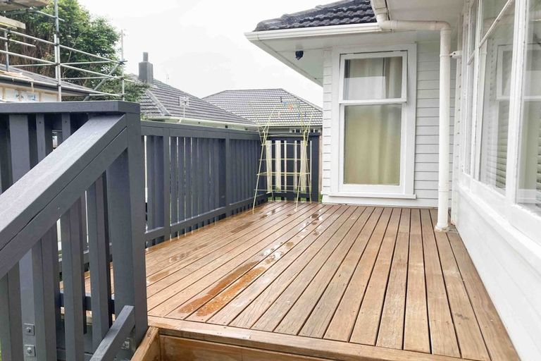 Photo of property in 9c Edwards Avenue, Henderson, Auckland, 0610