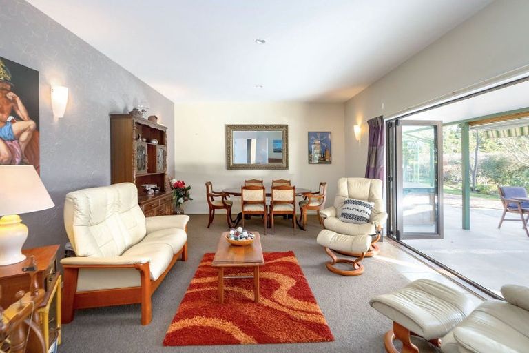 Photo of property in 328 Fabians Road, Morison Bush, Greytown, 5794