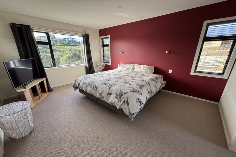 Photo of property in 123 Cashmere Drive, Fitzherbert, Palmerston North, 4410
