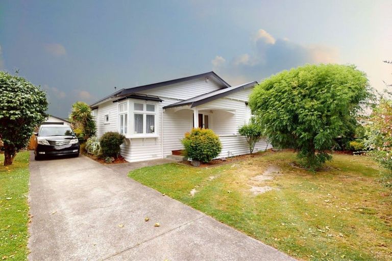 Photo of property in 21 Mere Mere Avenue, Palmerston North, 4414