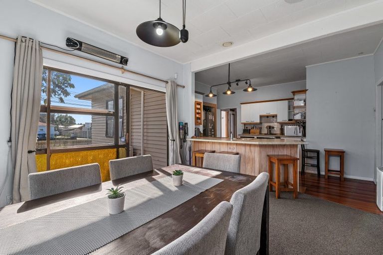 Photo of property in 18 Corlett Street, Utuhina, Rotorua, 3015