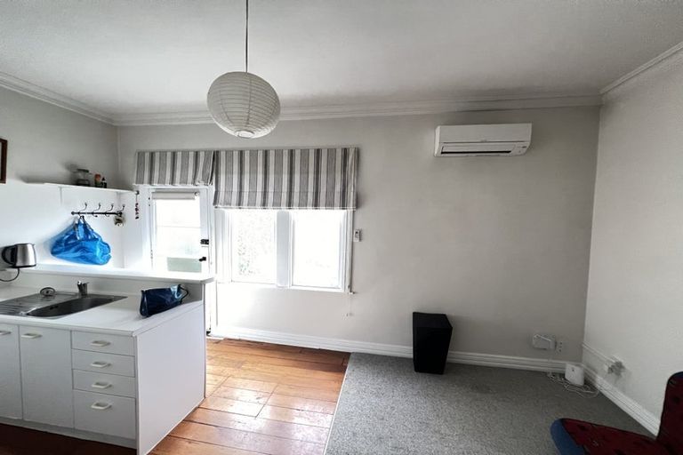 Photo of property in 5/20 Hay Street, Oriental Bay, Wellington, 6011