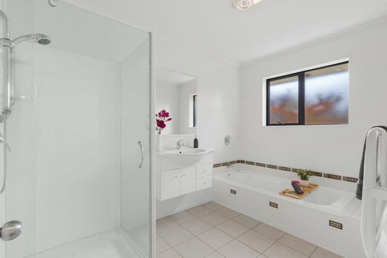 Photo of property in 4 Lightning Close, Wigram, Christchurch, 8042