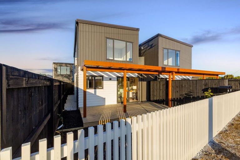 Photo of property in 649a Te Atatu Road, Te Atatu Peninsula, Auckland, 0610