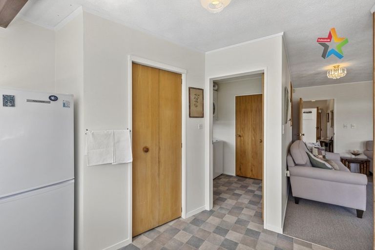 Photo of property in 5a Lees Grove, Wainuiomata, Lower Hutt, 5014