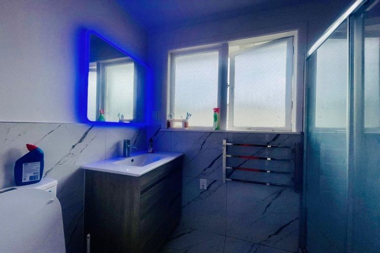 Photo of property in 106 Coxhead Road, Wattle Downs, Auckland, 2103