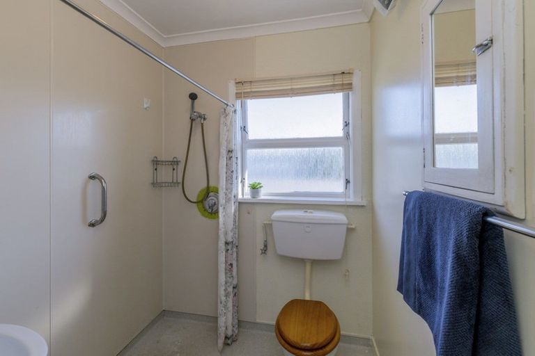 Photo of property in 5 Eton Place, Levin, 5510