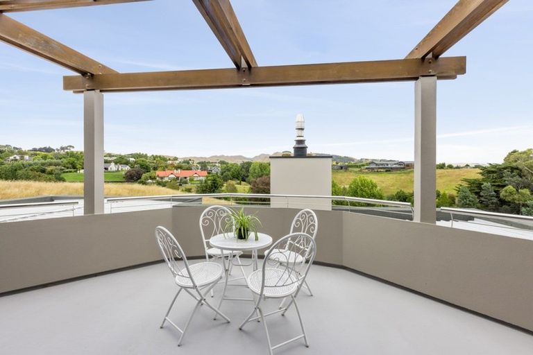 Photo of property in 88 Rochfort Road, Havelock North, 4130