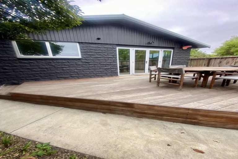 Photo of property in 22 Erica Street, Papanui, Christchurch, 8053