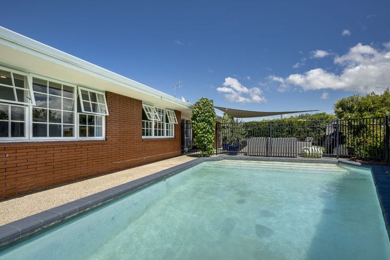 Photo of property in 26 Donegal Crescent, Tamatea, Napier, 4112