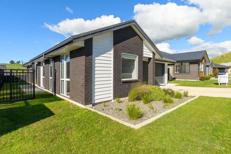 Photo of property in 10 Kokopu Lane, Ohauiti, Tauranga, 3112