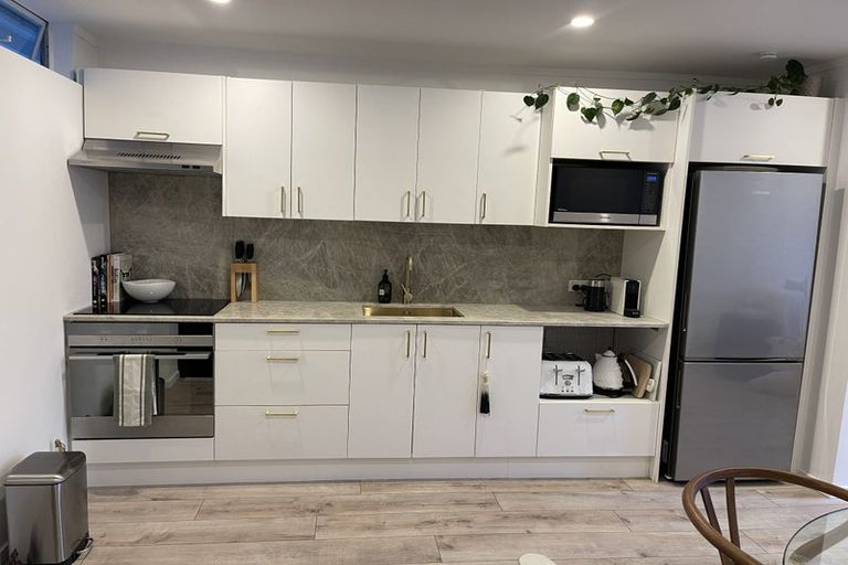 Photo of property in 26/73 Princes Street, Northcote Point, Auckland, 0627