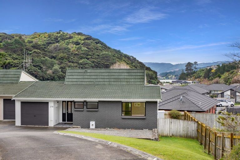 Photo of property in 27b Shackle Lane, Whitby, Porirua, 5024