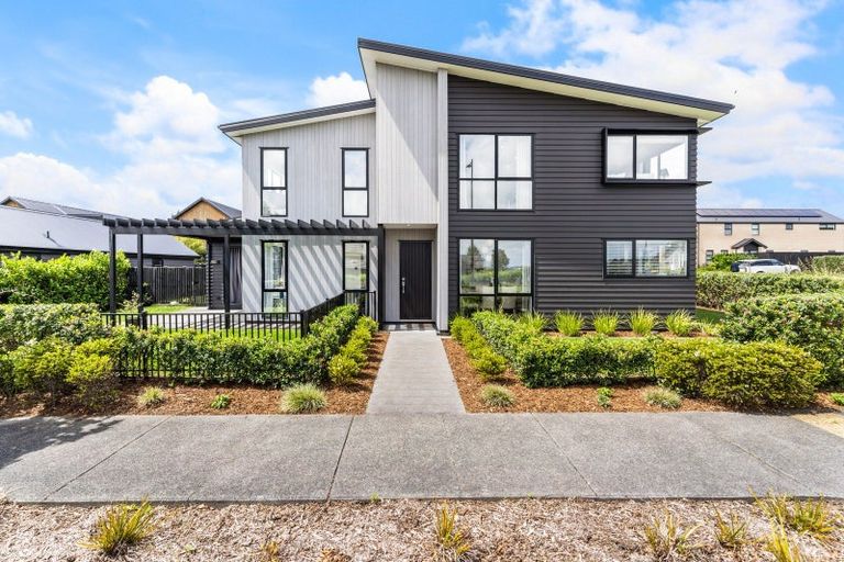 Photo of property in 1 Wesleyan Street, Paerata, 2124