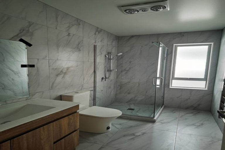 Photo of property in 25a Lillian Place, Orewa, 0931