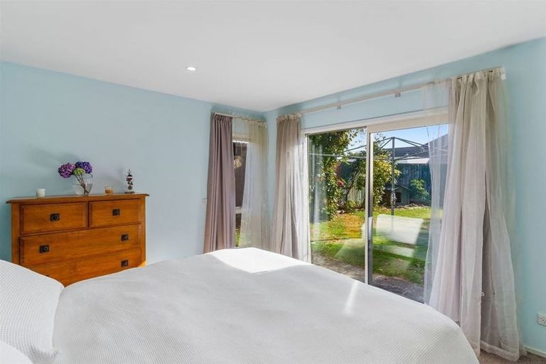 Photo of property in 20 Hillcrest Place, Avonhead, Christchurch, 8042