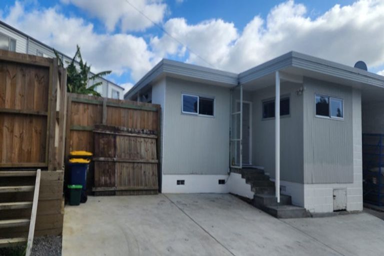 Photo of property in 1/59 Eskdale Road, Birkdale, Auckland, 0626