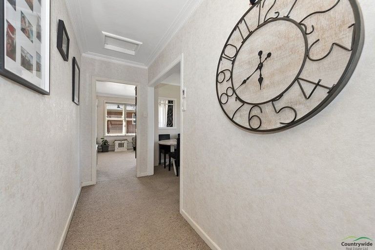 Photo of property in 2 Reid Drive, Putaruru, 3411