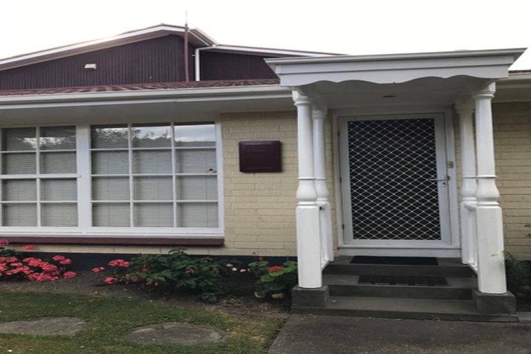 Photo of property in 19 Brookby Crescent, Avonhead, Christchurch, 8042
