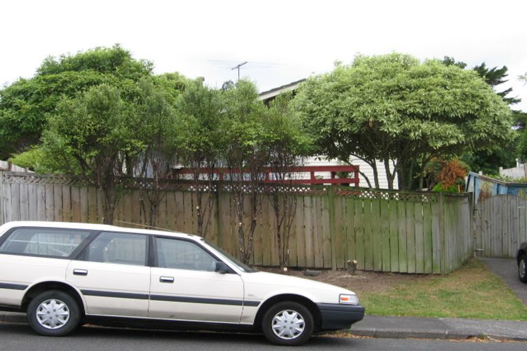 Photo of property in 29 Tamahere Drive, Glenfield, Auckland, 0629