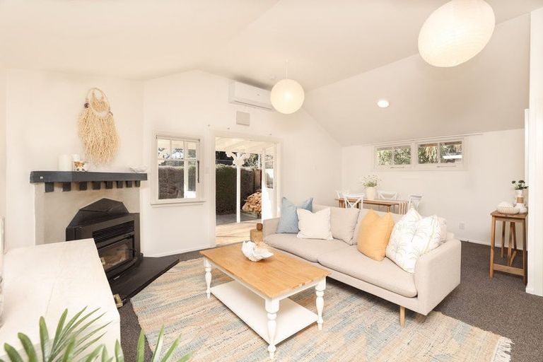 Photo of property in 5 Bridge Street, Waikuku Beach, 7473