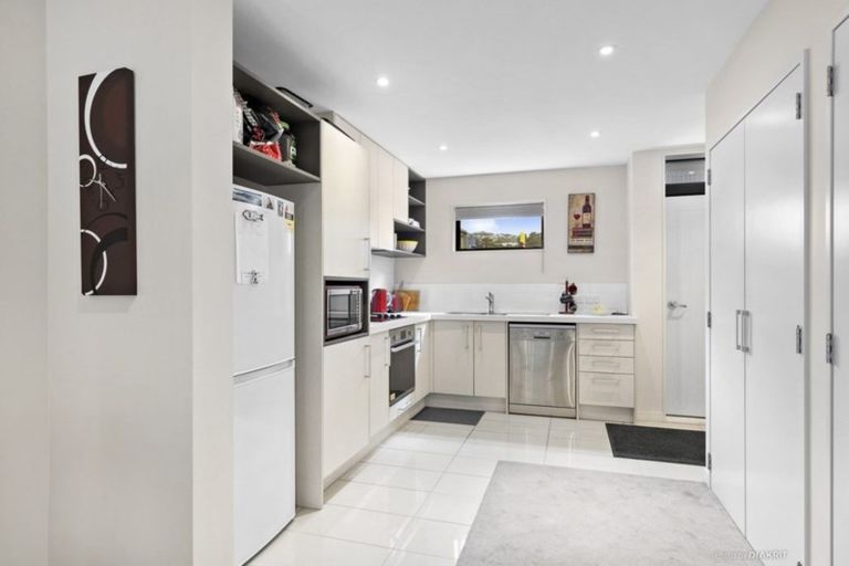 Photo of property in Nouvo Apartments, 21u5 Rugby Street, Mount Cook, Wellington, 6021