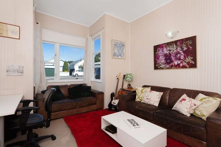 Photo of property in 16 Cockburn Street, Kilbirnie, Wellington, 6022