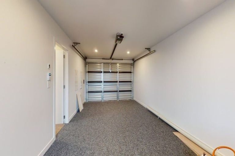 Photo of property in 29a Comber Place, Johnsonville, Wellington, 6037