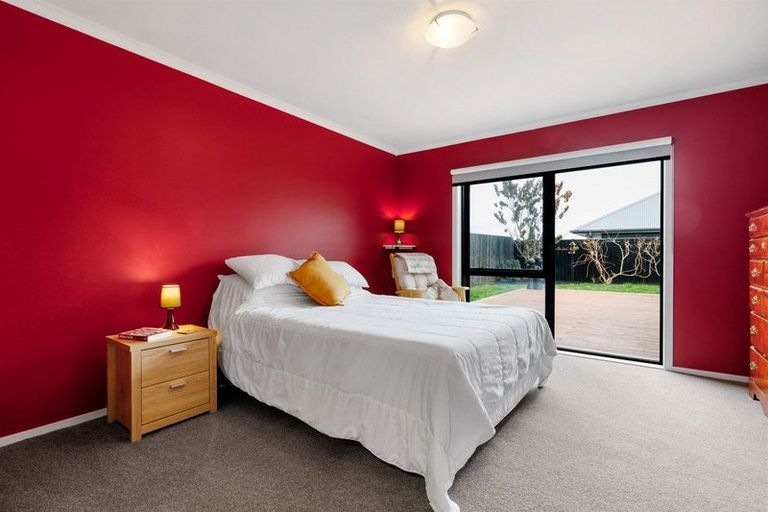 Photo of property in 46 Norfolk Drive, Cambridge, 3434